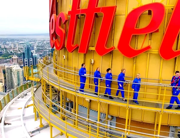 People on SKYWALK tour