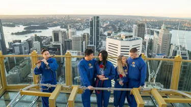 Grace Yu And Leo Liao With Chloe Li And Darcy Donoghue On Sydney Tower Eye For Chinese Valentines Day With Deyu Jiang On Flute4